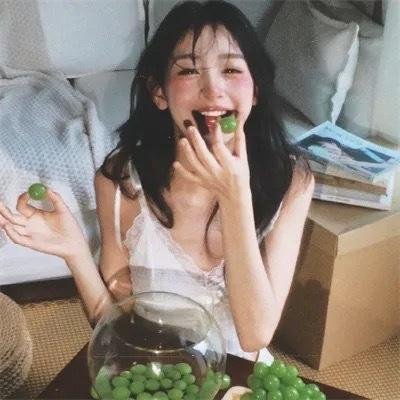 村支书金岚岚